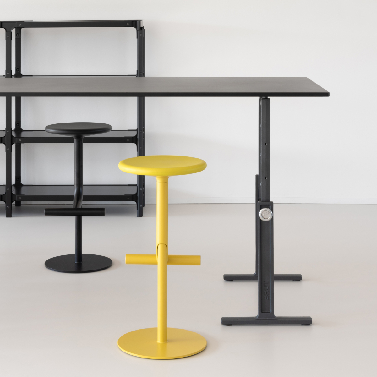 japandi design giapponese scandinavo sgabello tibu