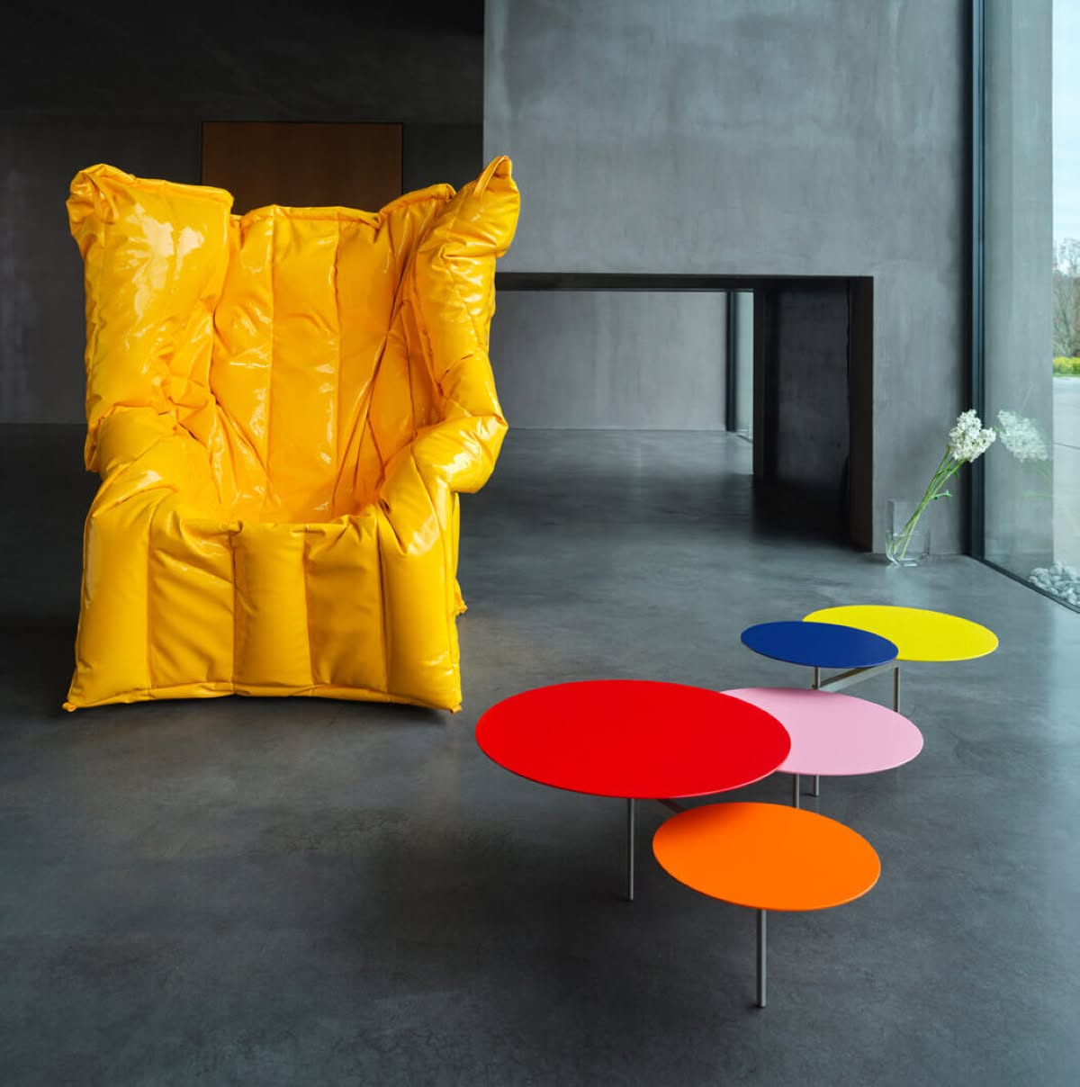 Tavolino Snake di Carlo Contin prodotto da Meritalia